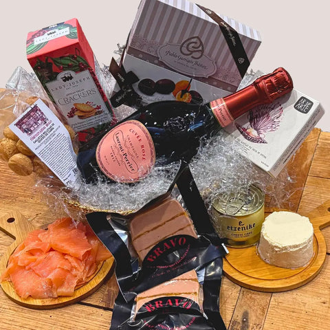 Cesta de Regalo Gourmet Cupido Deluxe Mantequerías Bravo