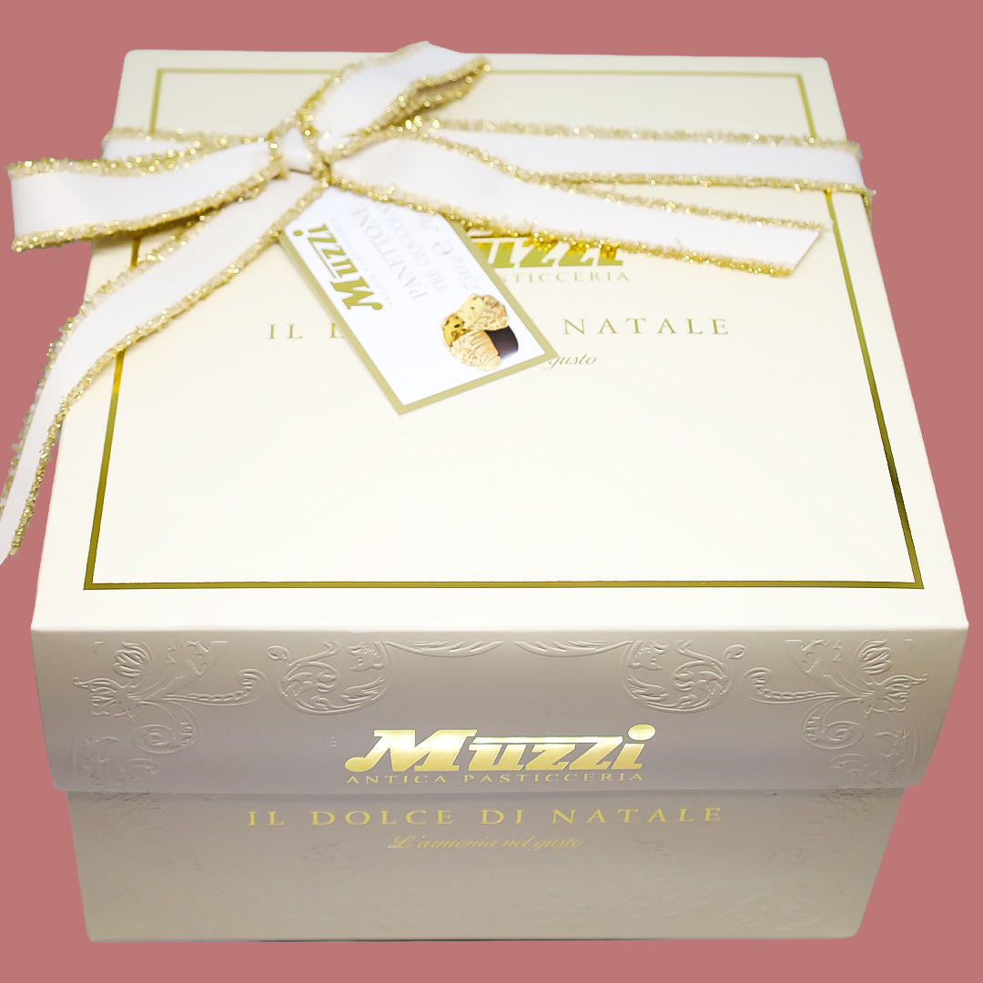 Panettone Muzzi Tres Chocolates en Caja 750g