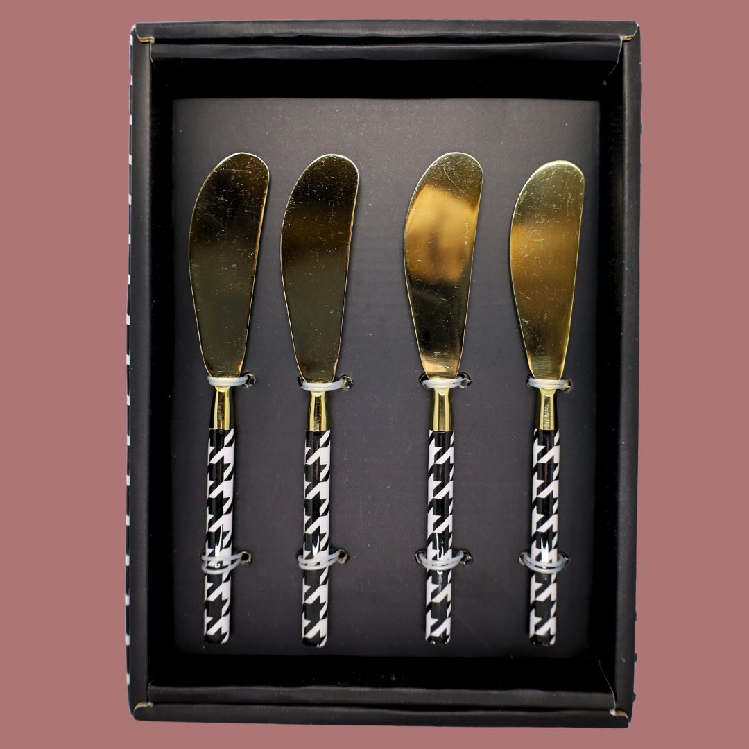 Set de 4 Cuchillos Para Untar