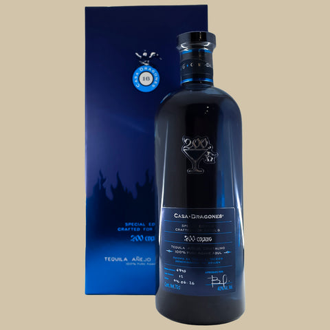 Tequila 200 Copas Edición Especial de Karol G y Casa Dragones